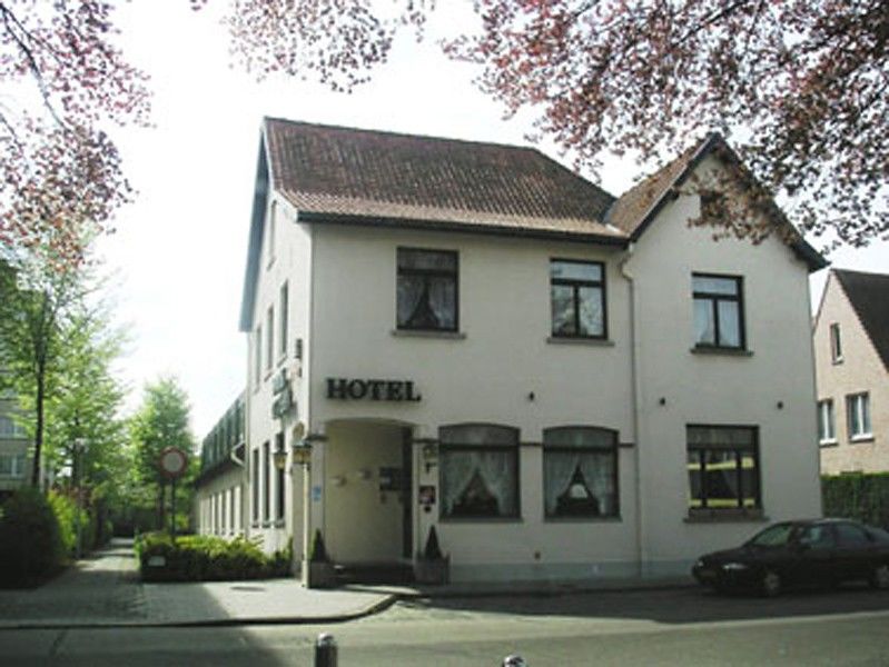 Hotel Olympia In Brugge Felszereltség fotó